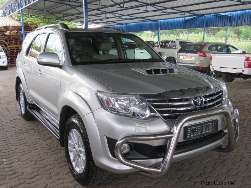 Toyota FORTUNER 30 D4D 4X4 in Namibia