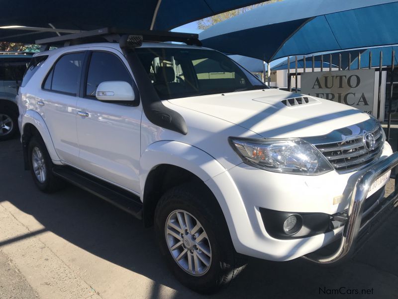 Toyota Fortuner 3.0  D4D  4x4  Man in Namibia
