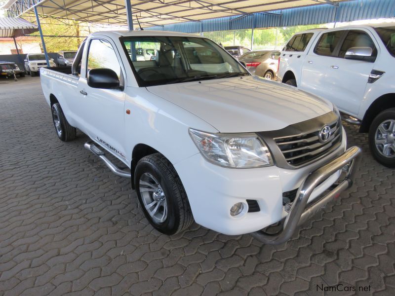 Toyota HILUX 2000 VVTI in Namibia