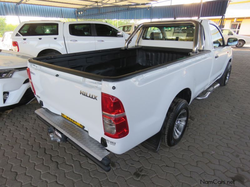 Toyota HILUX 2000 VVTI in Namibia