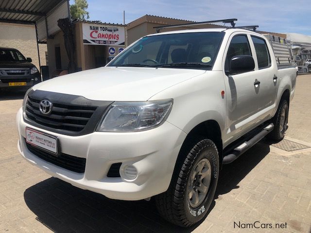 Toyota Hilux 2.5 D4D 4x4 D/C manual in Namibia