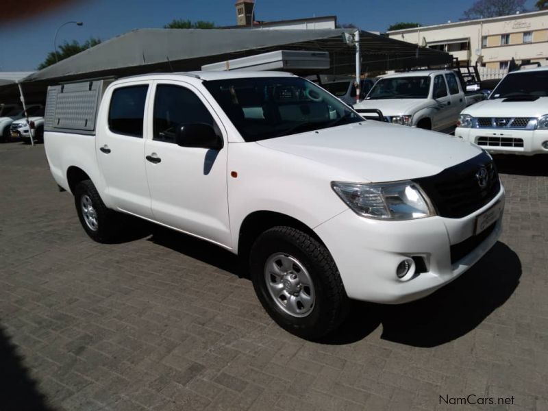 Toyota Hilux 2.5 D4D 4x4 Manual SRX in Namibia