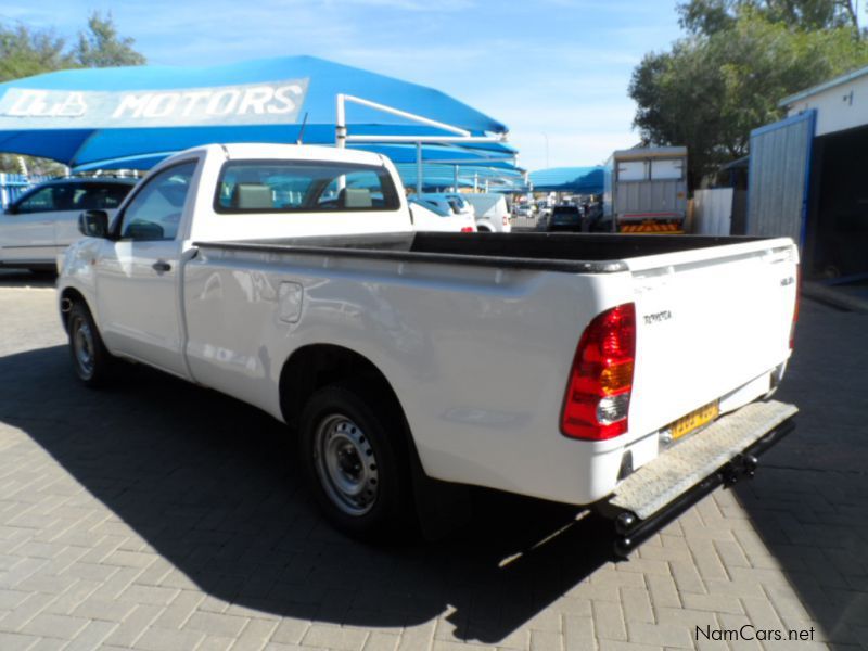 Toyota Hilux 2.5 D4D S/cab in Namibia