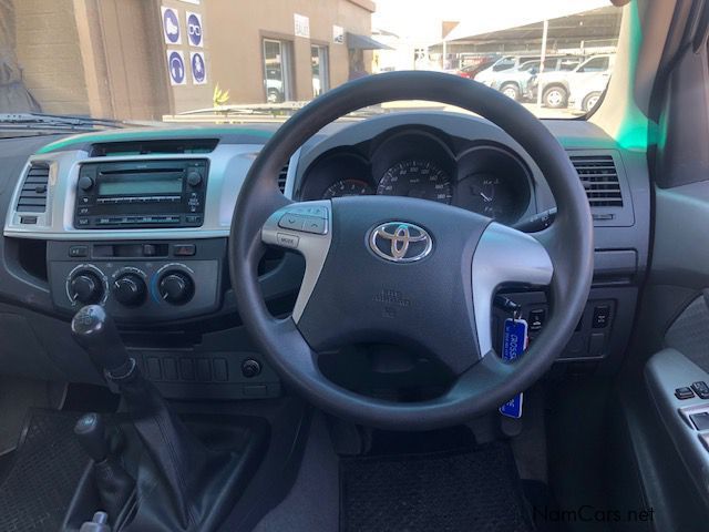 Toyota Hilux 2.5 D4D SRX 4x4 D/C manual in Namibia