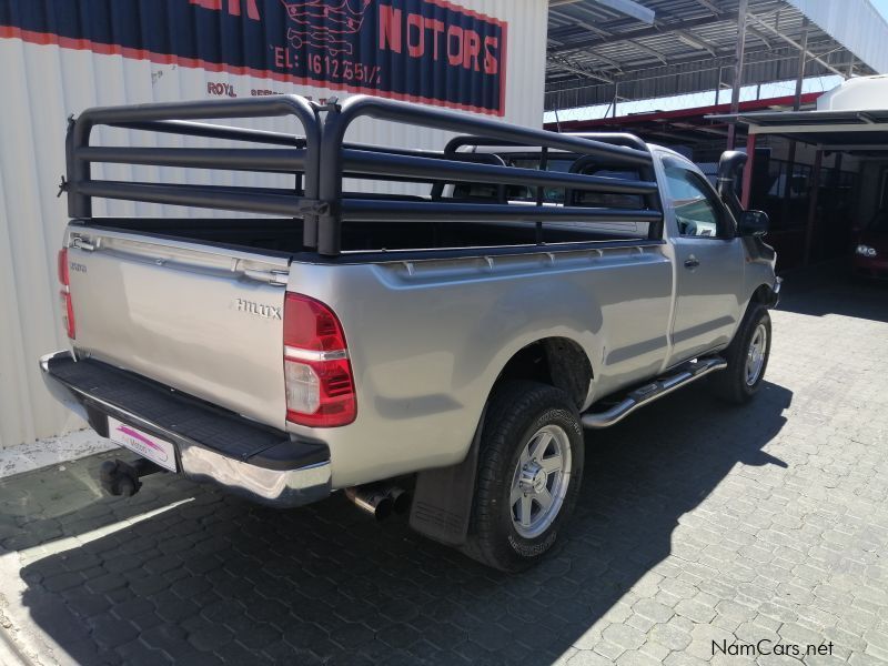 Toyota Hilux 2.5 D4D SRX 4x4 SC in Namibia