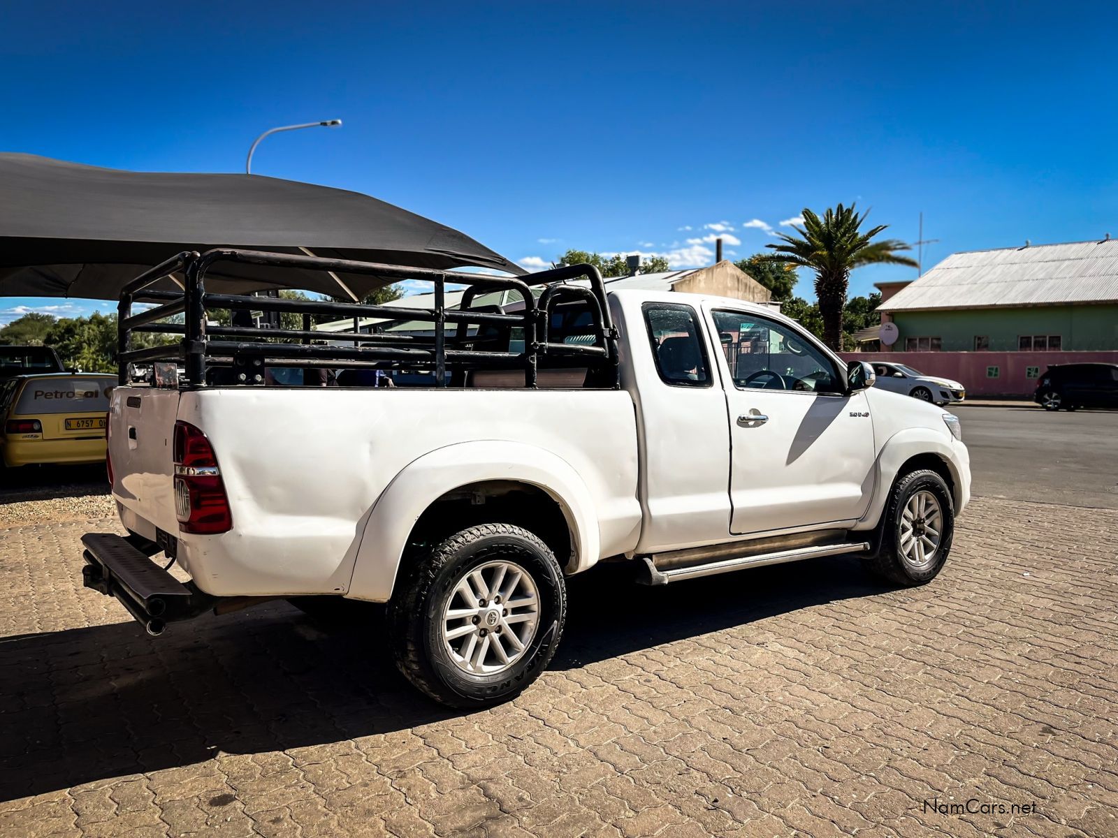Toyota Hilux 3.0 D-4D XTRA CAB P/U in Namibia