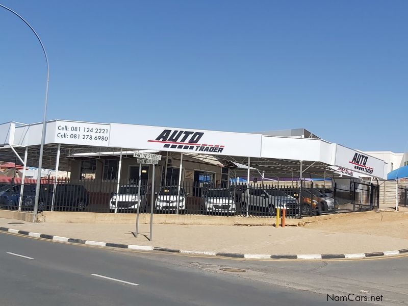 Toyota Hilux 4.0 V6 Dakar 4x4 in Namibia