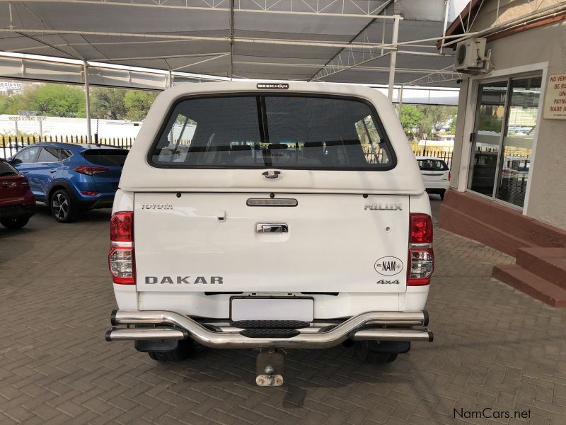 Toyota Hilux 4.0 V6 Dakar 4x4 in Namibia