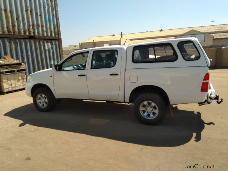 Toyota Hilux 4x4 d/cab 2.5TD D4D in Namibia