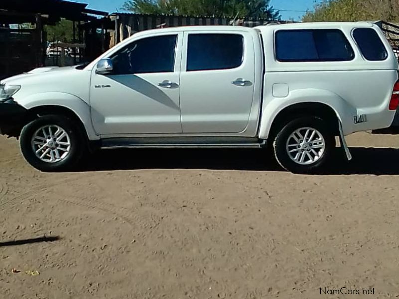 Toyota Hilux DC 3.0 D-4D 4X4 RAIDER in Namibia