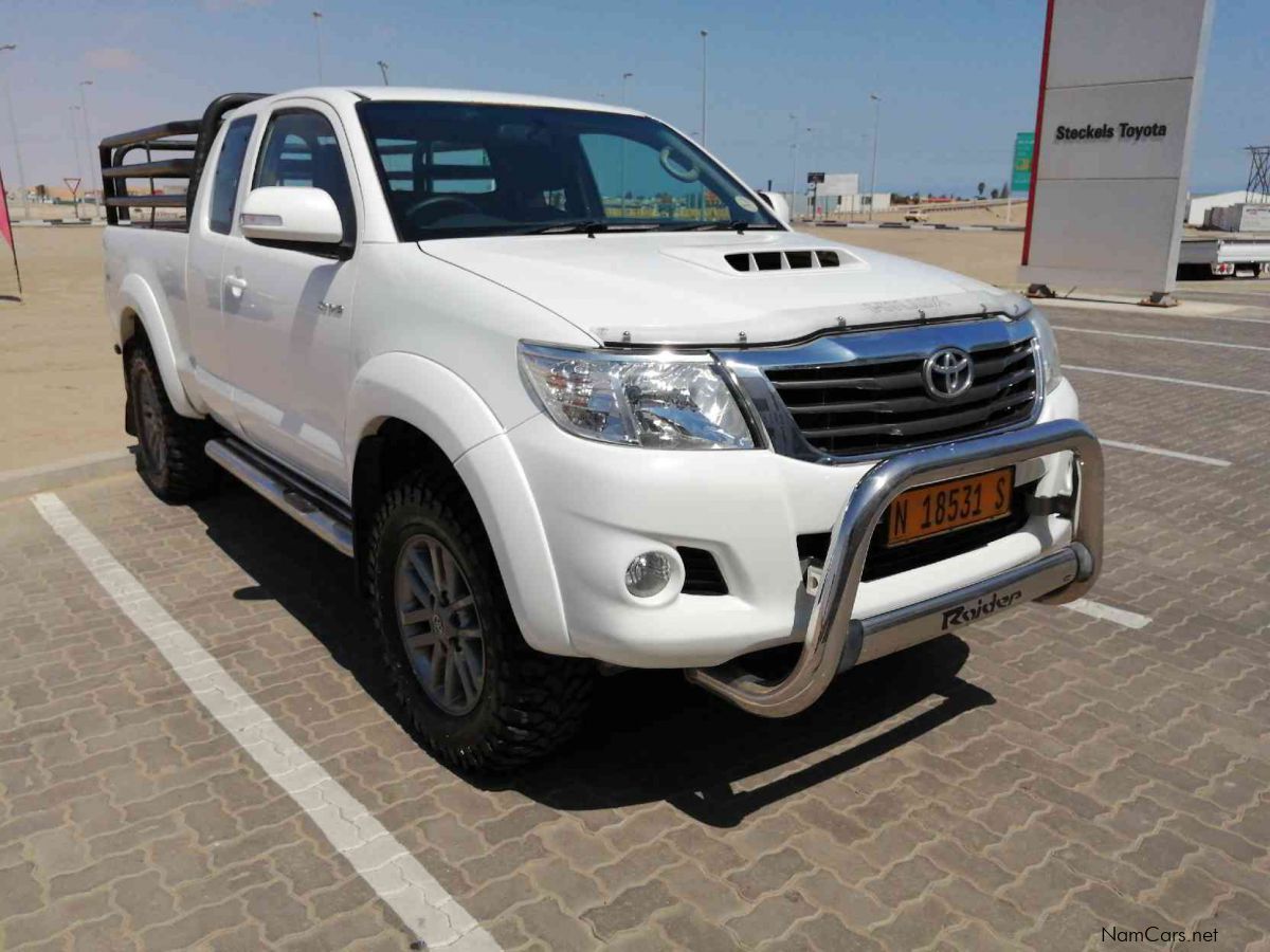 Toyota Hilux XC 3.0 D4D 4x4 Dakar in Namibia