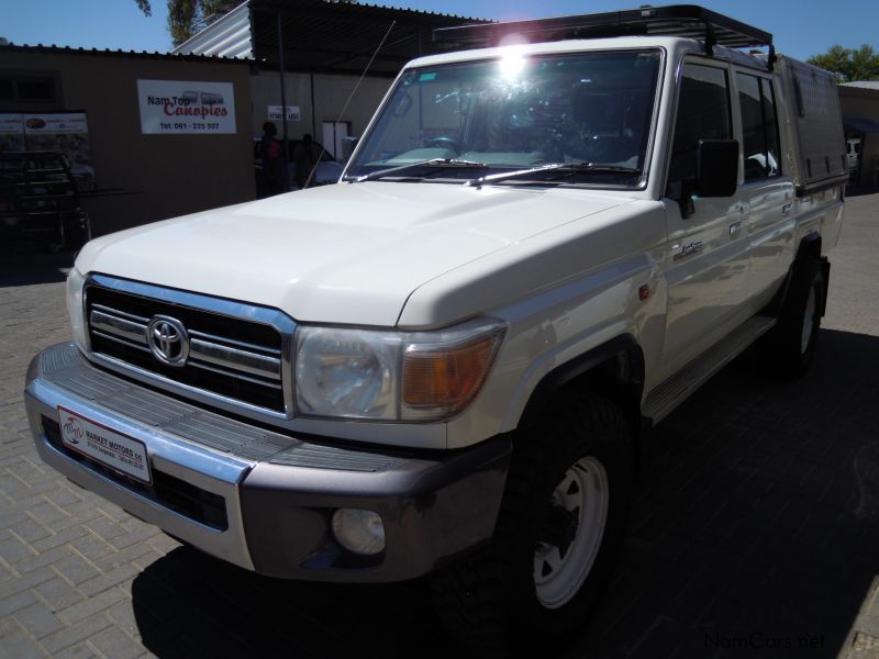 Toyota LANDCRUISER 4.2 DIESEL D/CAB 4X4 in Namibia
