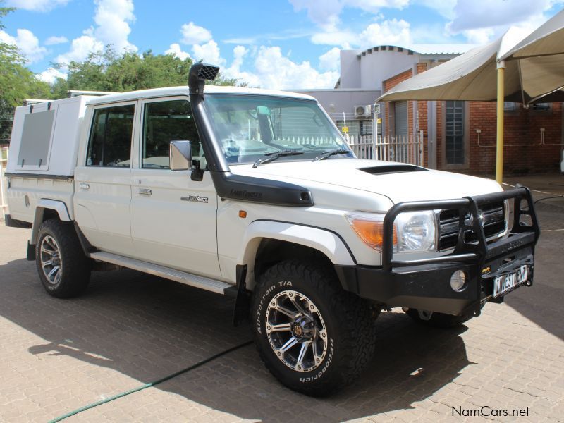 Toyota LANDCRUISER 4.5 V8 DIESEL TURBO D/C 4X4 in Namibia