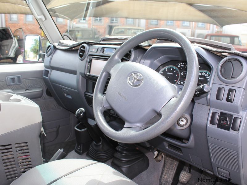 Toyota LANDCRUISER 4.5 V8 DIESEL TURBO D/C 4X4 in Namibia