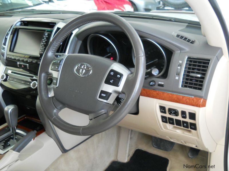Toyota Land Cruiser  200 4.5 V8 D4D in Namibia