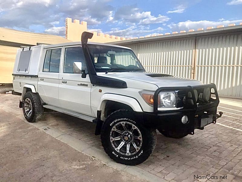 Toyota Land Cruiser 4,5 V8 in Namibia