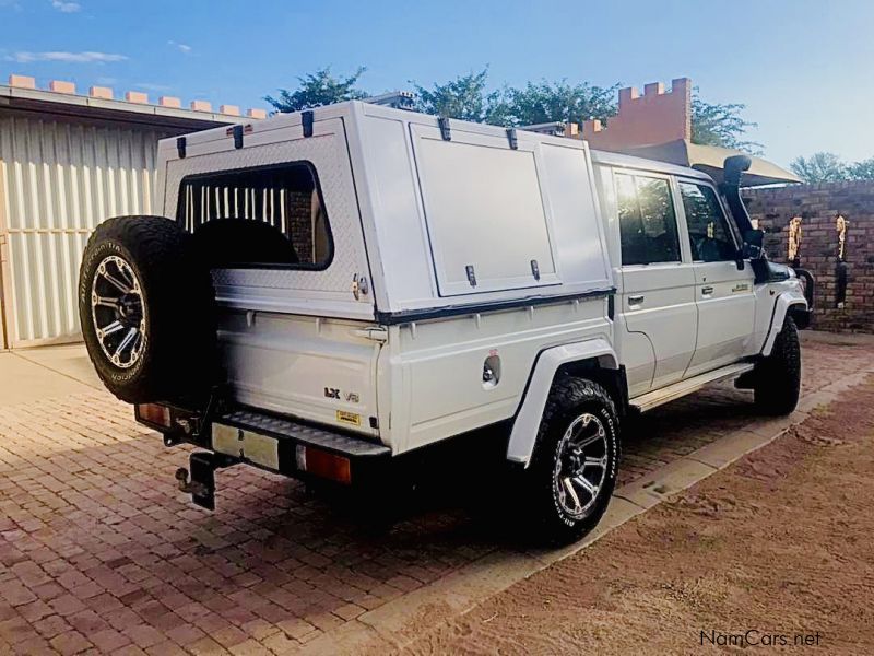 Toyota Land Cruiser 4,5 V8 in Namibia
