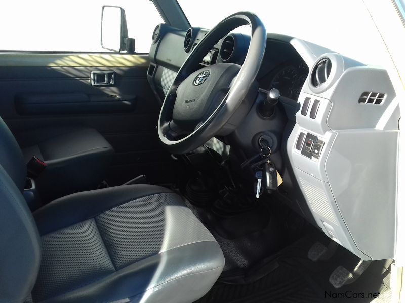 Toyota Land Cruiser 4.0 V6 (79) Single Cab in Namibia
