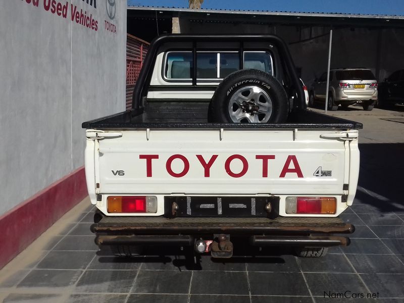 Toyota Land Cruiser 4.0 V6 Single Cab in Namibia