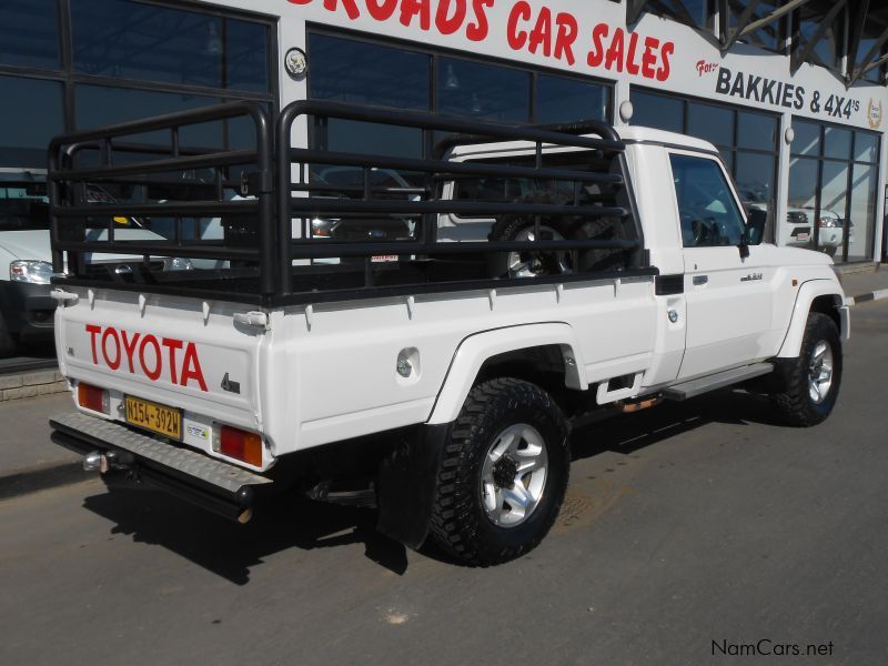 Toyota Land Cruiser 4.0 v6 s/c 4x4 in Namibia