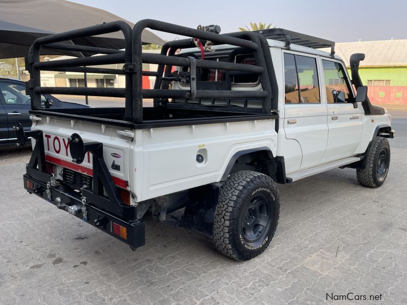 Toyota Land Cruiser 4.2 DIESEL D/C in Namibia