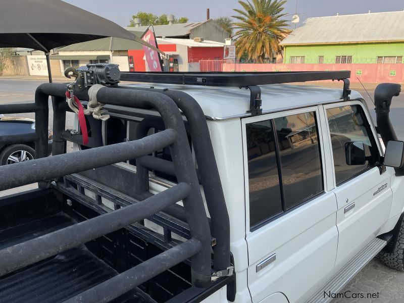 Toyota Land Cruiser 4.2 DIESEL D/C in Namibia