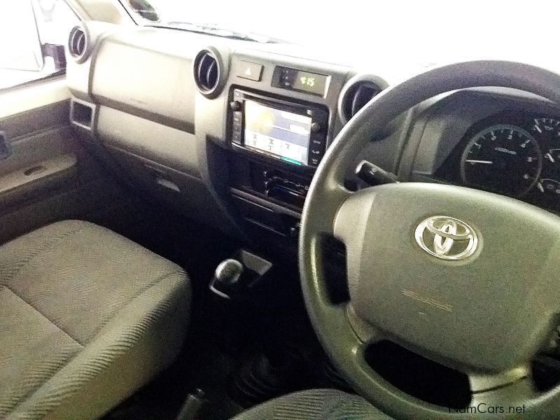 Toyota Land Cruiser 4.2D 4x4 in Namibia