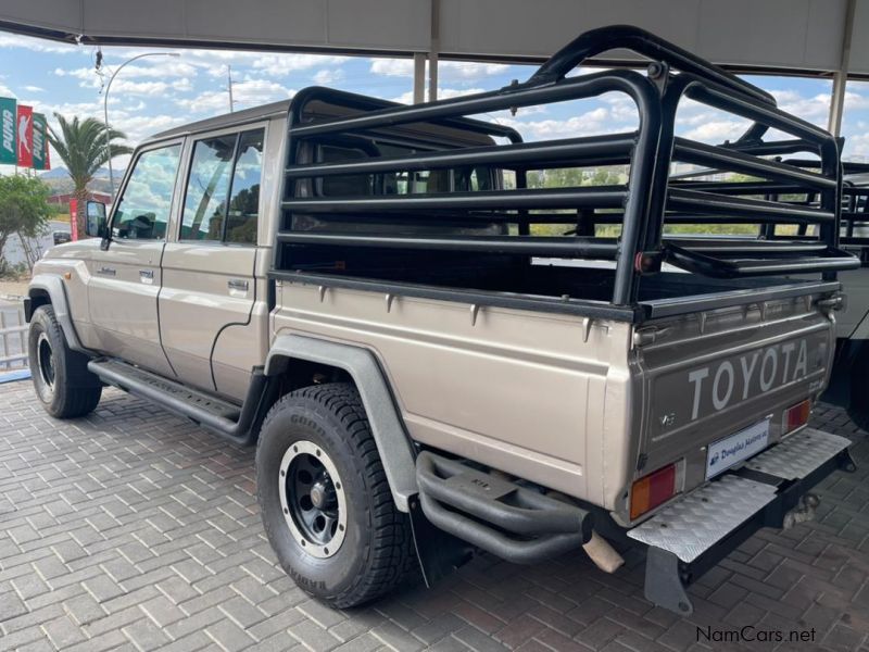 Toyota Land Cruiser 79 4.0P P/U D/C 4x4 in Namibia