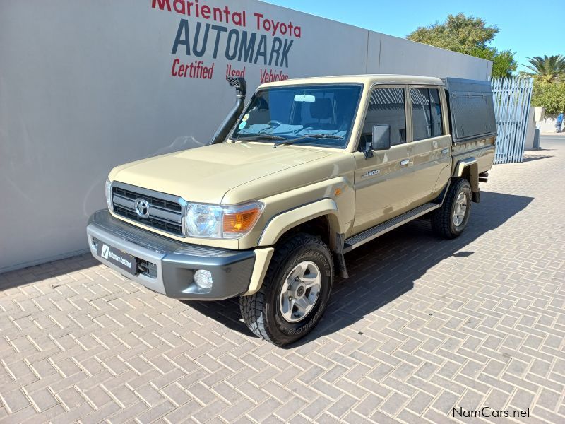 Toyota Land Cruiser Pickup LC79 4.0 V6 Petrol DC in Namibia