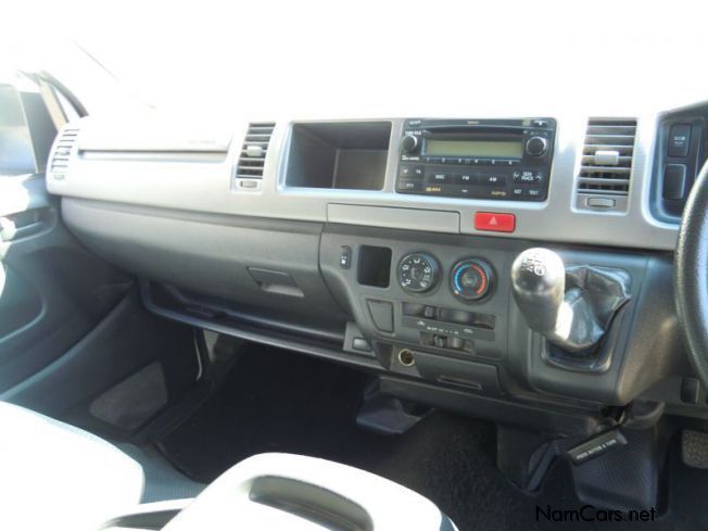 Toyota QUANTUM 2.5 D4D 14 SEAT in Namibia