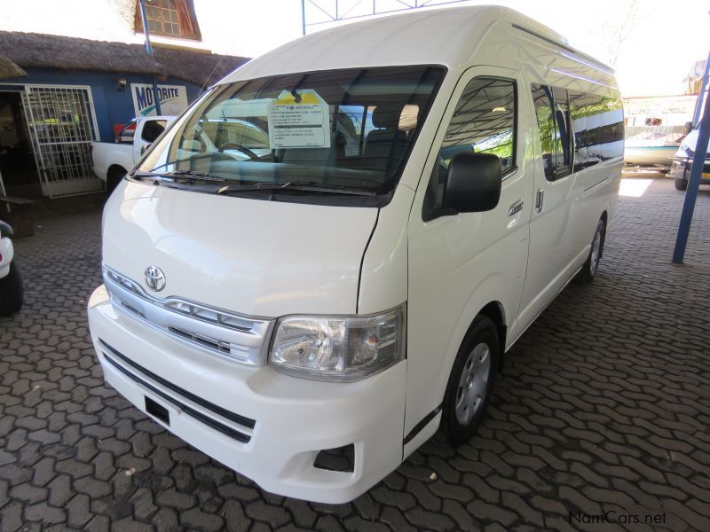 Toyota QUANTUM 2.5 D4D GL 14 SEATER in Namibia