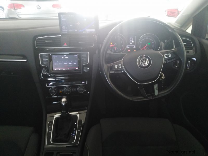 Volkswagen Golf 7 Tsi Highline in Namibia