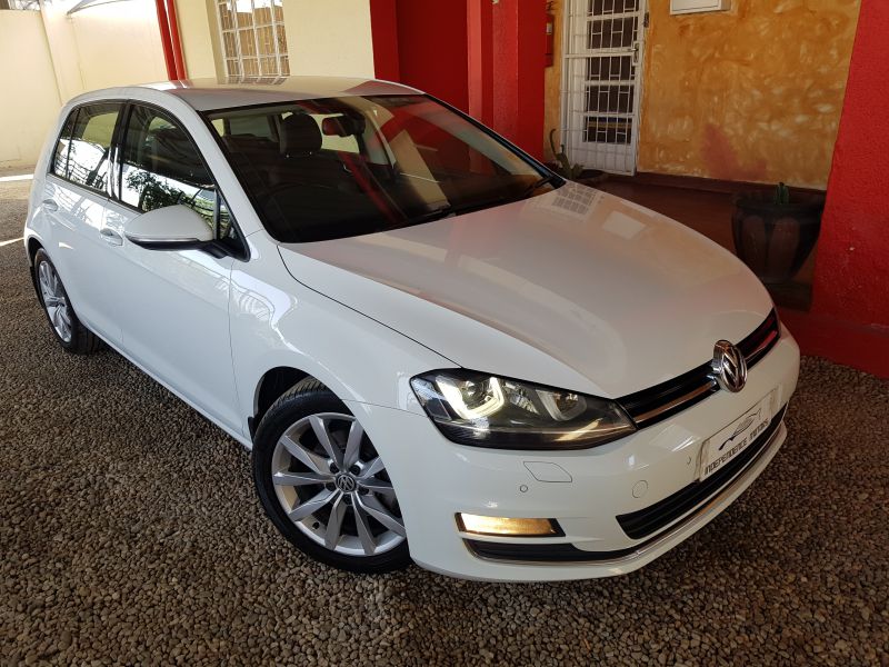 Volkswagen Golf VII 1.4TSI Highline in Namibia