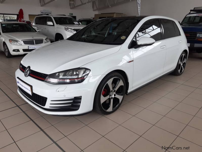 Volkswagen Golf VII TSi GTi DSG 162 KW in Namibia