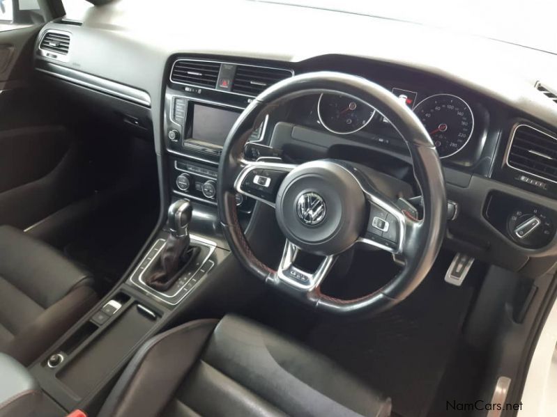 Volkswagen Golf VII TSi GTi DSG 162 KW in Namibia