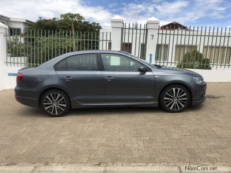 Volkswagen JETTA HIGHLINE 1.4T in Namibia