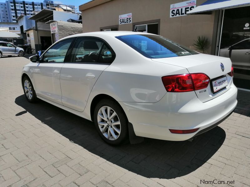 Volkswagen Jetta VI 1.6 TDi DSG in Namibia