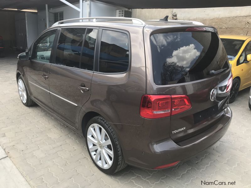Volkswagen Touran 2.0T in Namibia