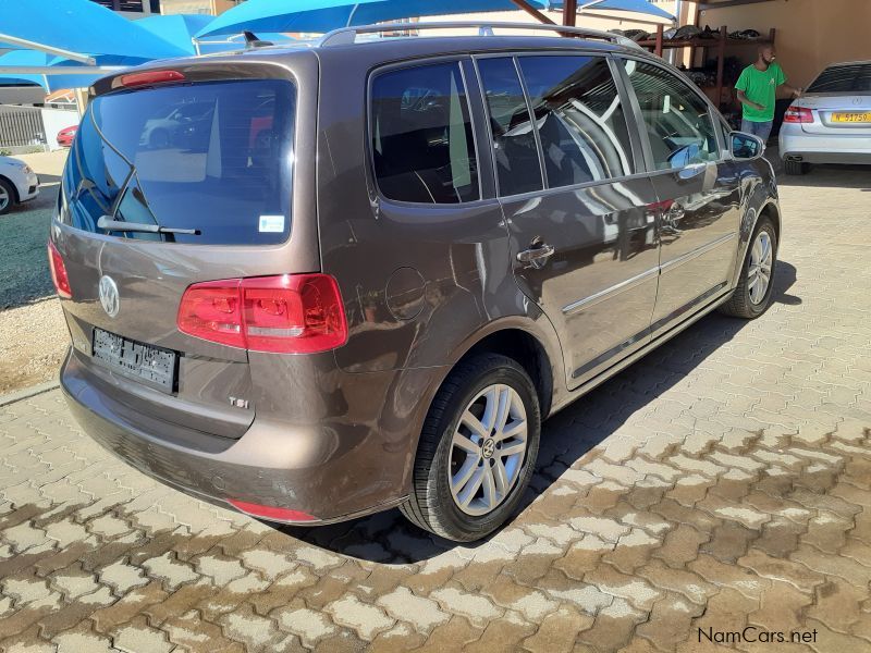 Volkswagen Touran in Namibia