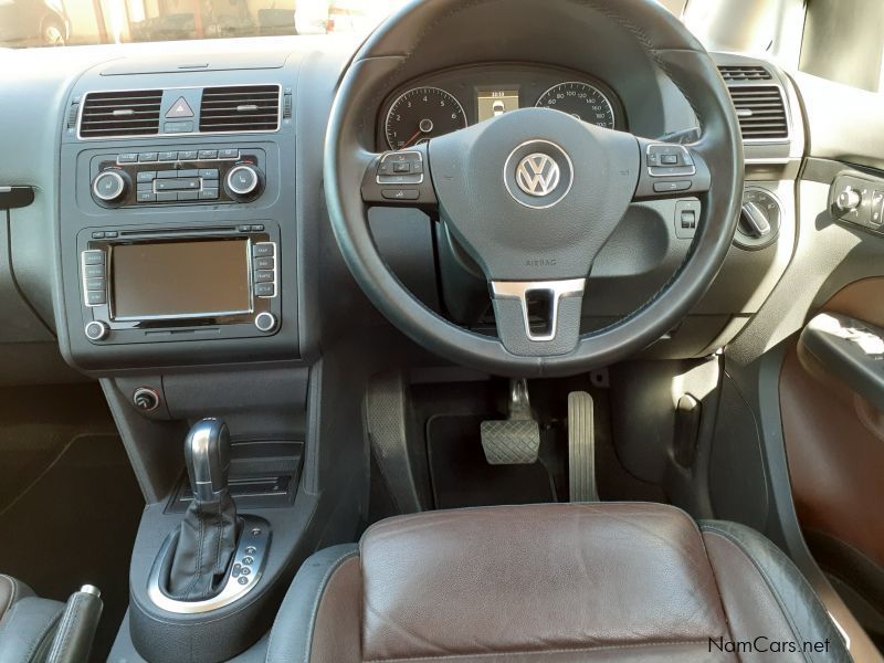 Volkswagen Touran in Namibia