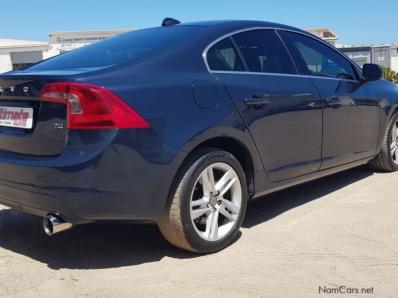 Volvo S60 T4 1.6T EXCEL POWERSHIFT A/T in Namibia