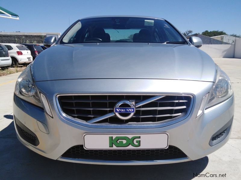 Volvo S60 T4 in Namibia