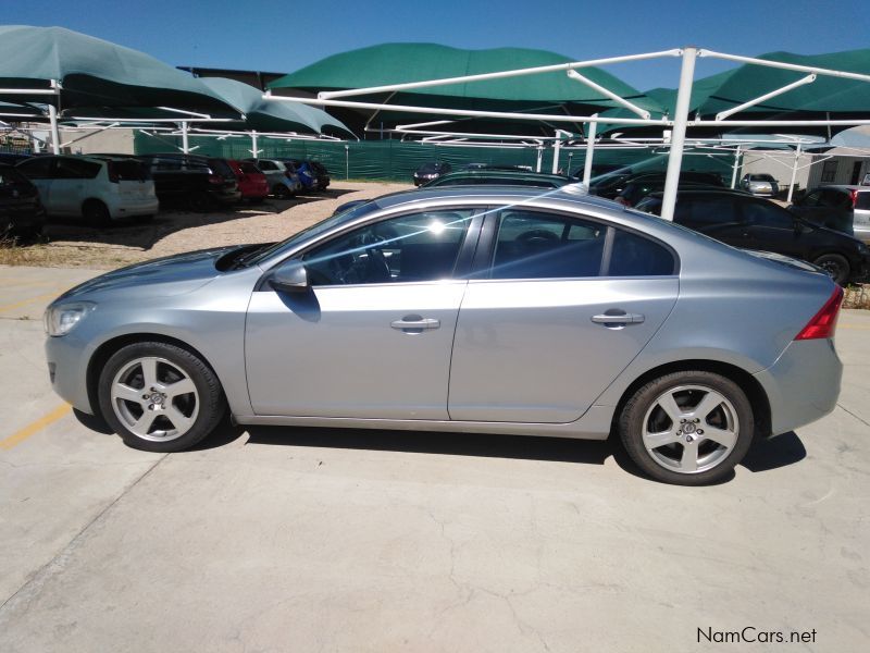 Volvo S60 T4 in Namibia