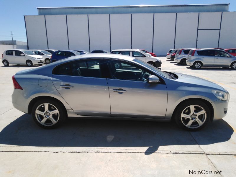 Volvo S60 T4 in Namibia