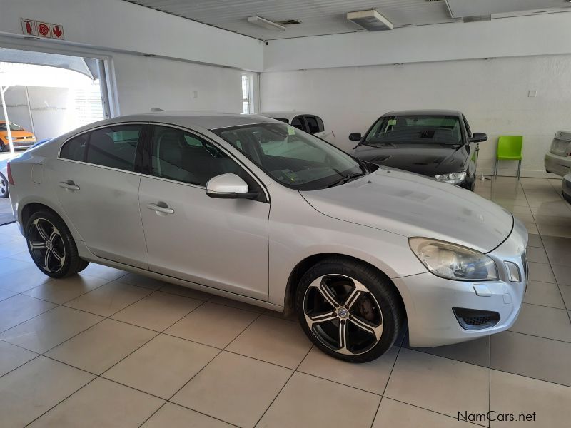 Volvo S60 T5 in Namibia