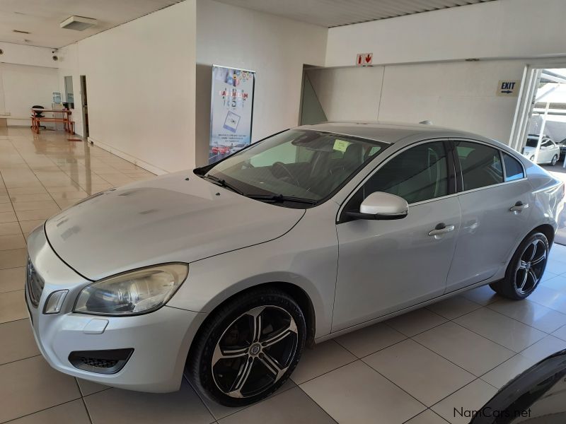 Volvo S60 T5 in Namibia