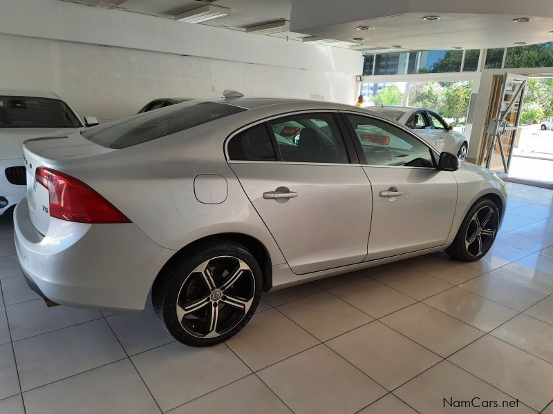 Volvo S60 T5 in Namibia