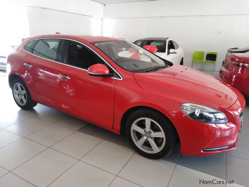 Volvo V40 T4 in Namibia