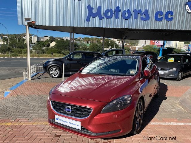 Volvo V40 T4 Excel in Namibia