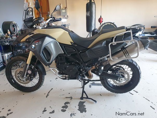 BMW GS800F in Namibia